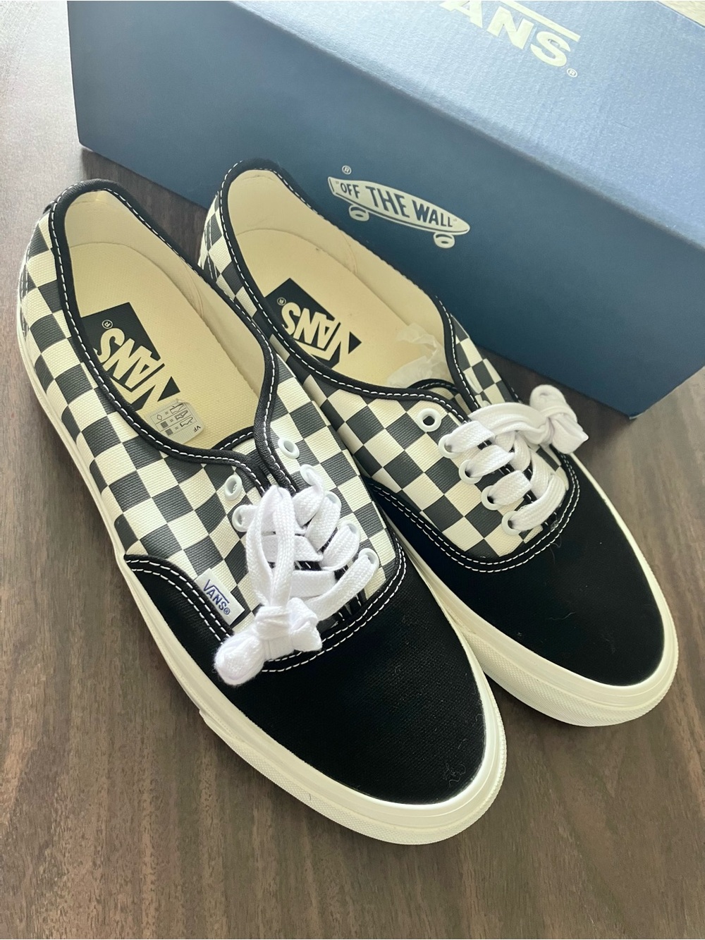 Vans Men’s NIB Checkerboard Lace-Up Shoe  - Black & White skate  sneaker casual